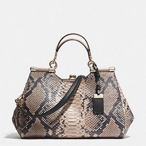 ✨Limited Edition✨ Coach MADISON CARRIE SATCHEL IN DIAMOND PYTHON LEATHER